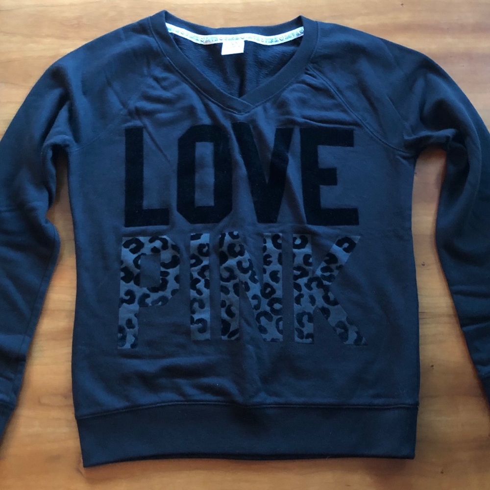 Victoria’s Secret PINK black v-neck sweatshirt, M